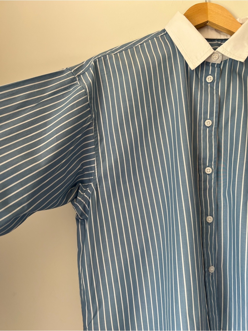 J. Crew Blue Pinstripe Button-Down Cropped Shirt White Collar Organic Cotton - Picture 5 of 12